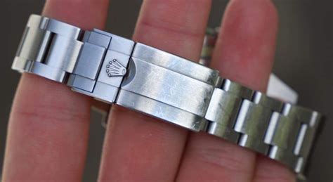 can you unclasp rolex too much|rolex chairman bracelet clasp tightness.